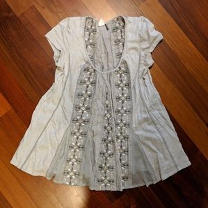 Akemi + Kin gray Noyo tee